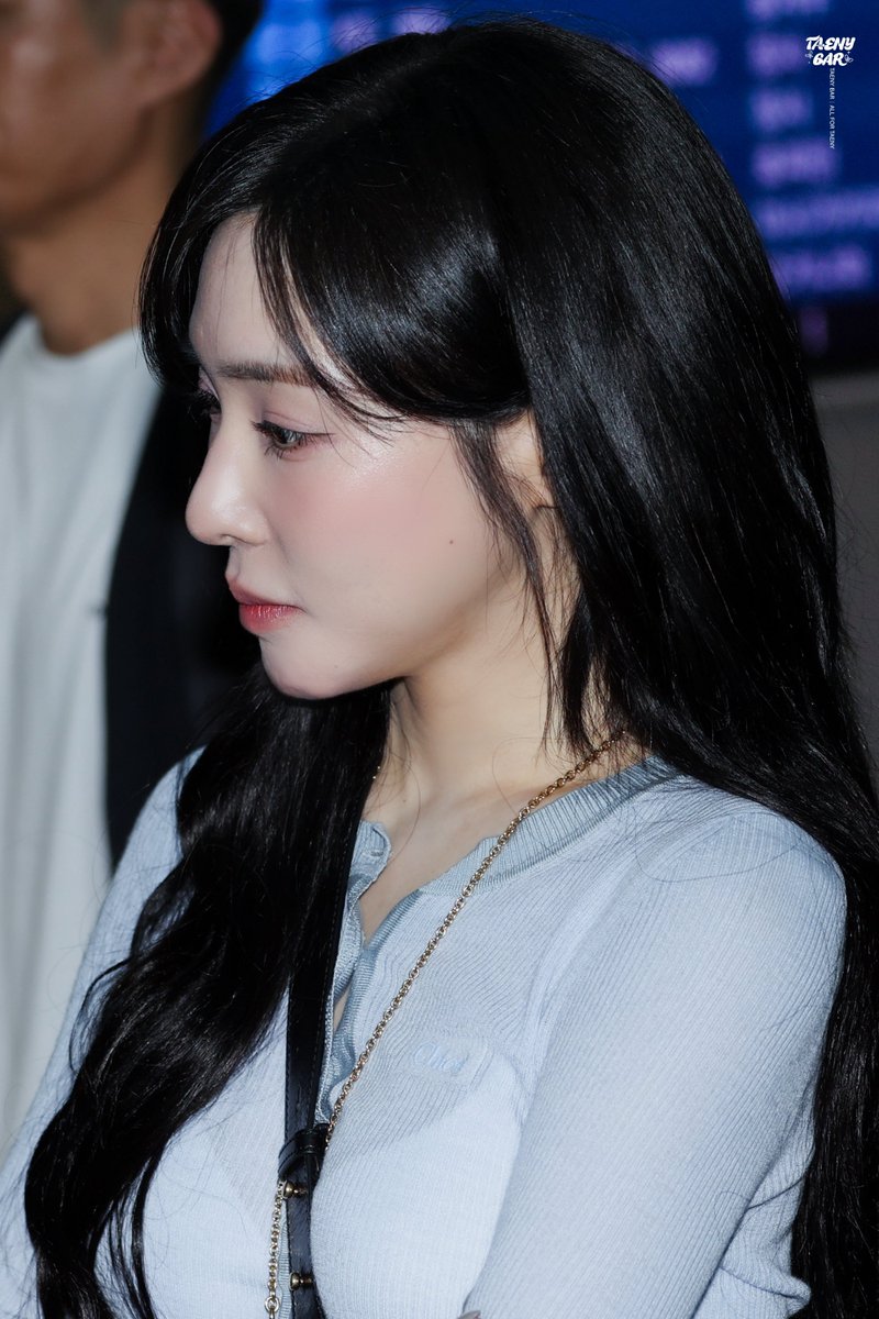 PreciousMmts's tweet photo. ☆₊⁺🐾₊⁺★
 #티파니 #티파니영 #TIFFANYYOUNG @tiffanyyoung https://t.co/bLK2gXp9SW