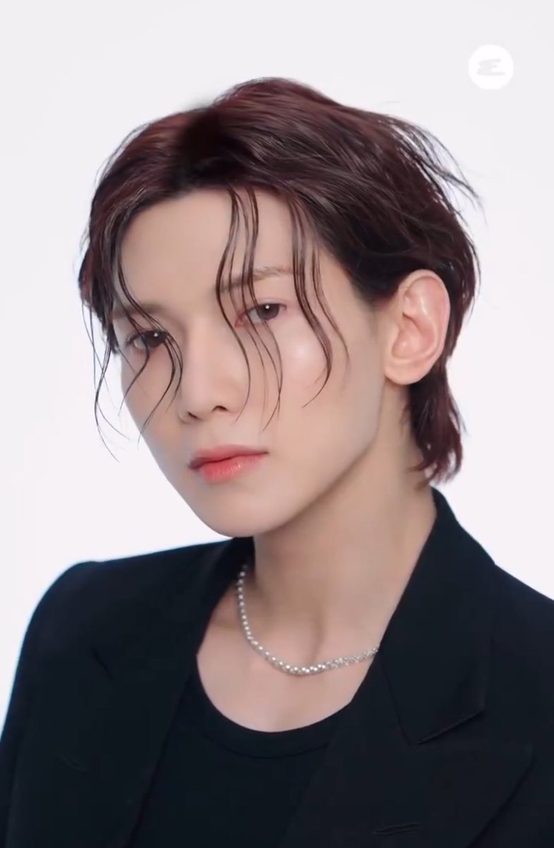 YEOTEEZx's tweet photo. OH HES ABSOLUTELY GORGEOUS!!! https://t.co/xQ8xk8ftzg