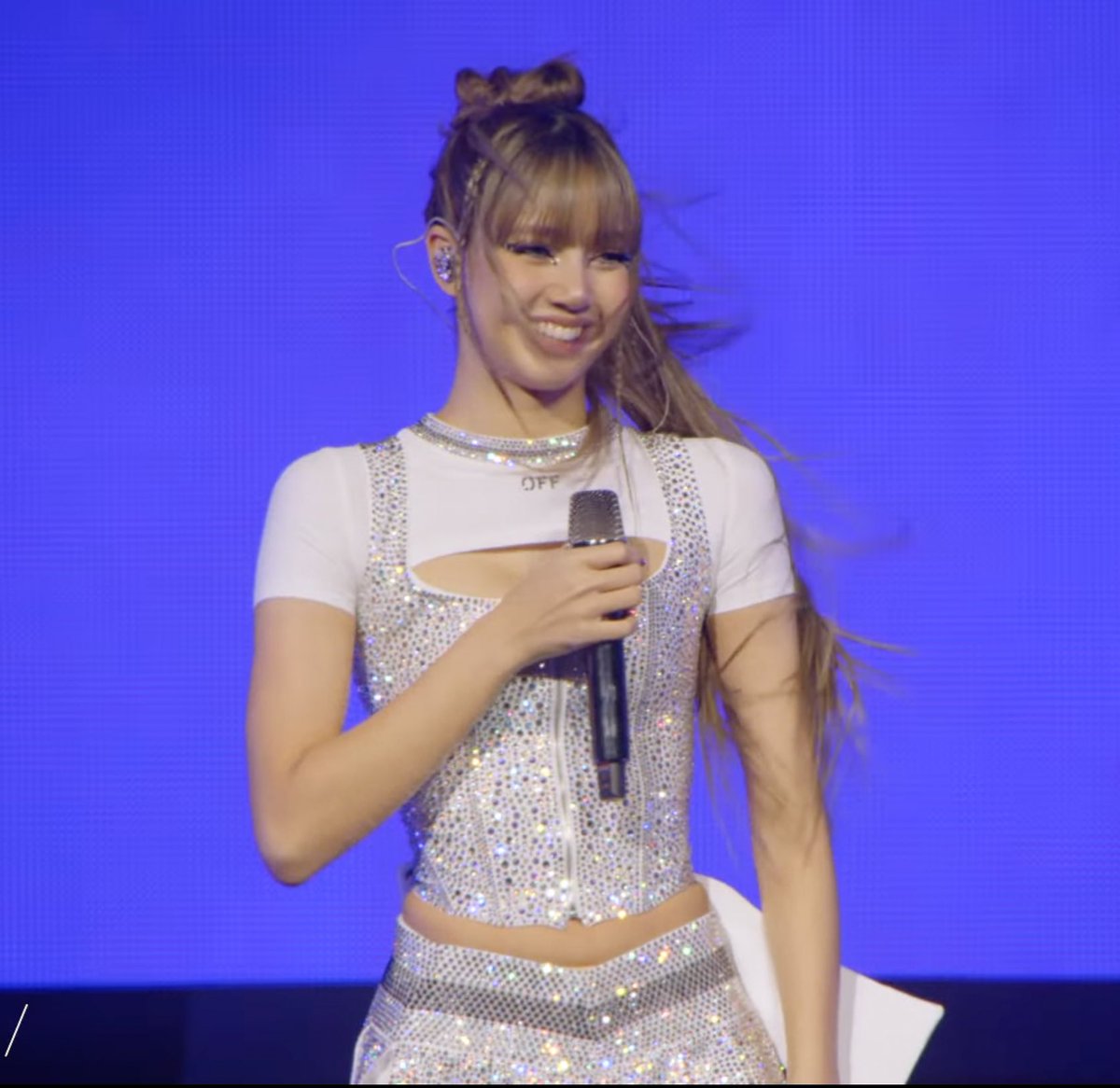 lalisahourIy's tweet photo. my princess 

ROCKSTAR LISA COACHELLA
#LISACHELLA #Coachella2025 https://t.co/gauvHWCMWO