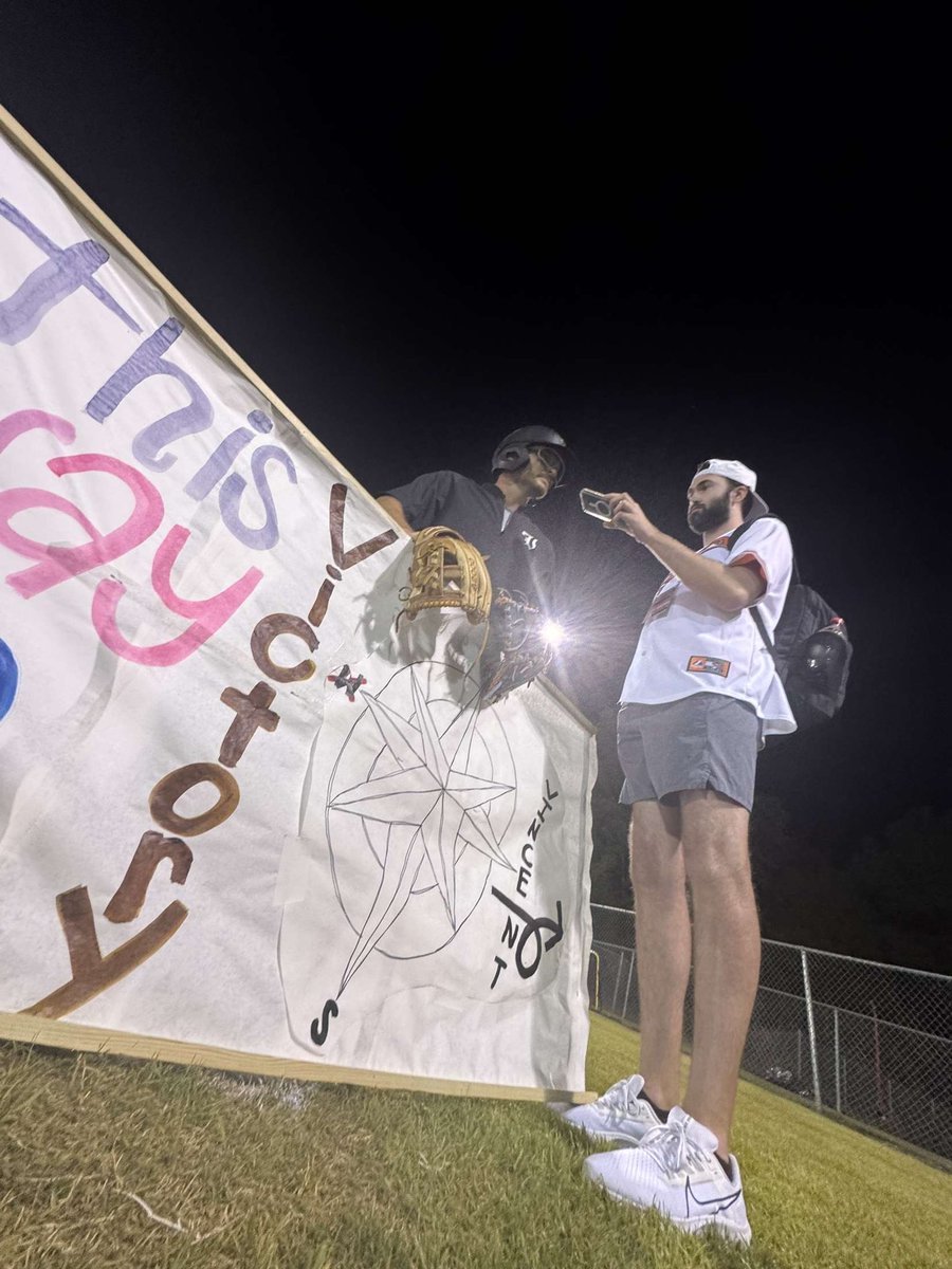 ethanmcelrath's tweet photo. @traley34 @timothy812 @Landonarcher_12 @Grayson_Gulde @casen_fields @aiden_gasaway @C_Lane_Mims @VMHSJacketsBB https://t.co/7ziNS1nGKl
