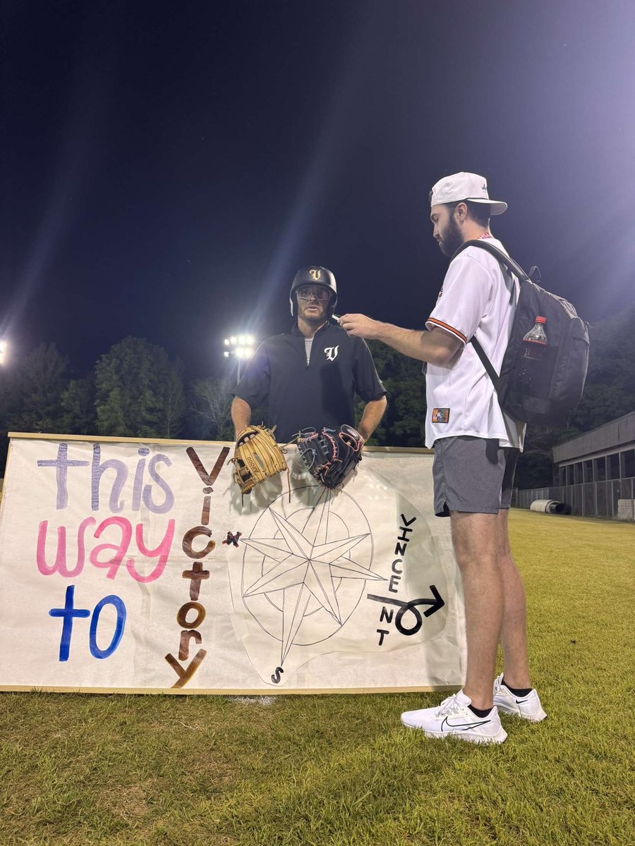 ethanmcelrath's tweet photo. @traley34 @timothy812 @Landonarcher_12 @Grayson_Gulde @casen_fields @aiden_gasaway @C_Lane_Mims @VMHSJacketsBB https://t.co/7ziNS1nGKl