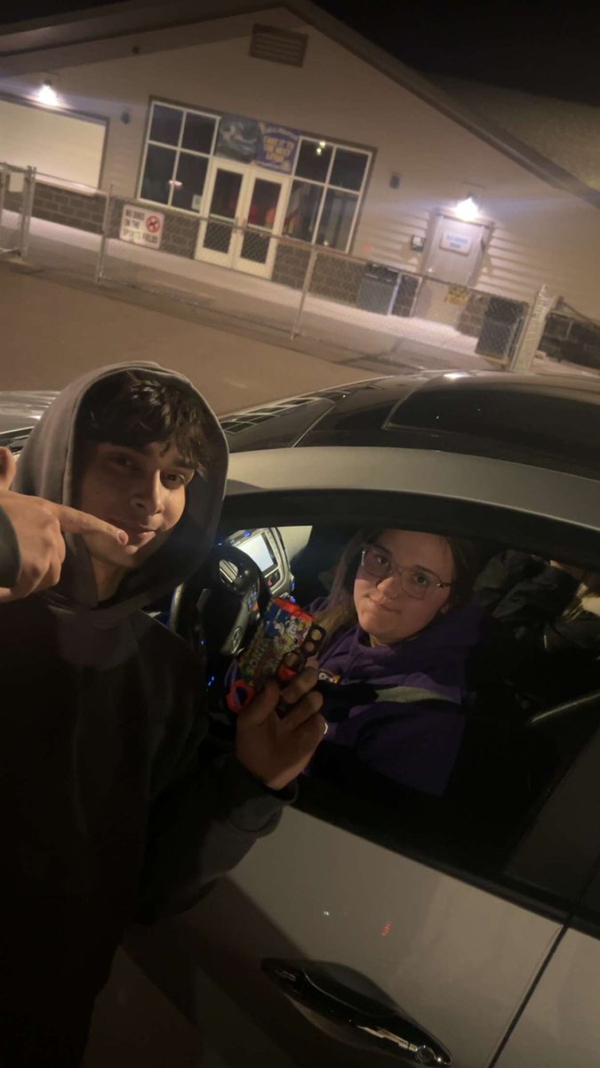 sealteams3x's tweet photo. Cole paino from seal team sex kills Nicole Austin of idefk @CecNerf https://t.co/E6DiNUBTW0