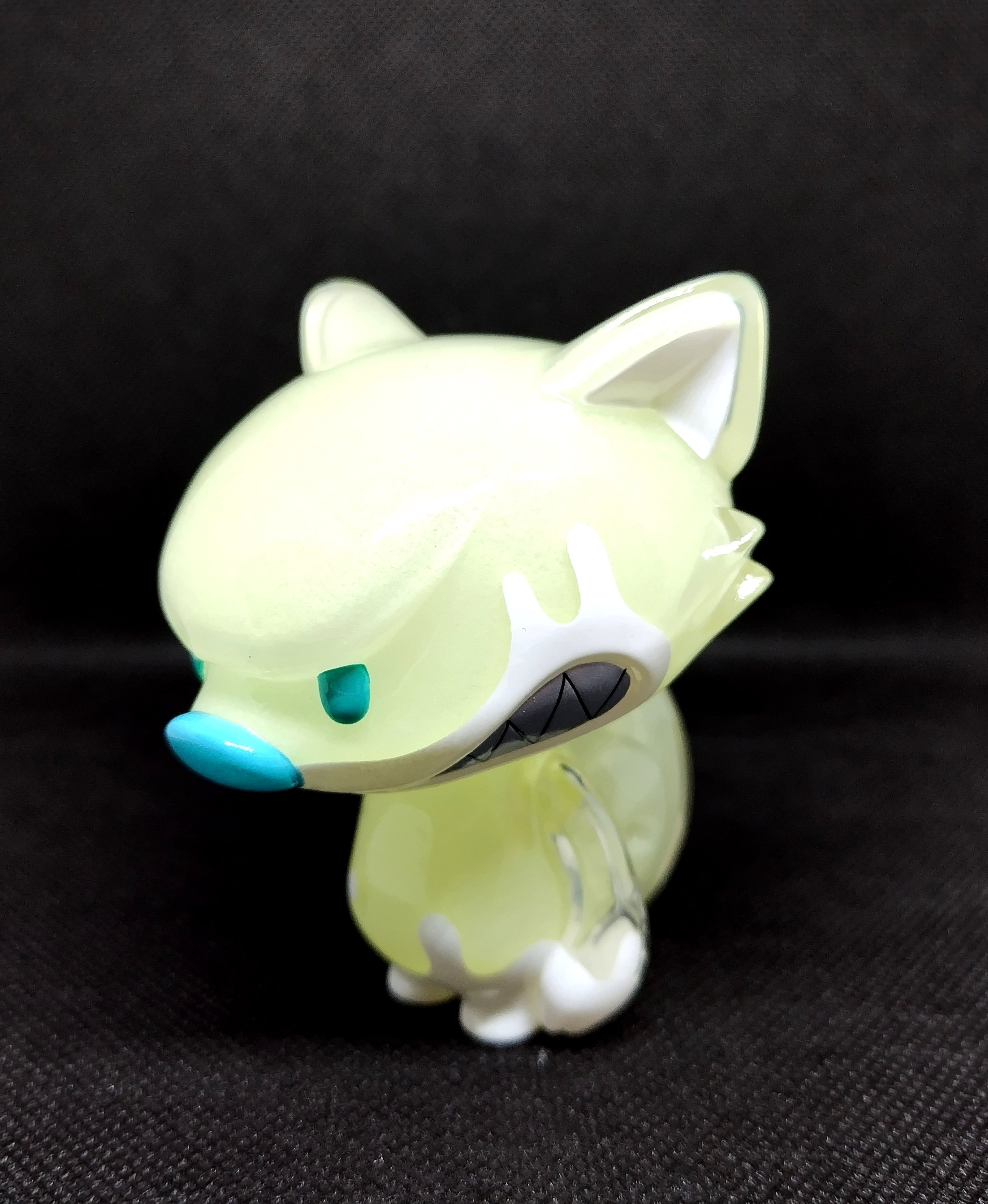 RARE) Touma Toumart Maocat Mao Cat Auto Salon Formajiora