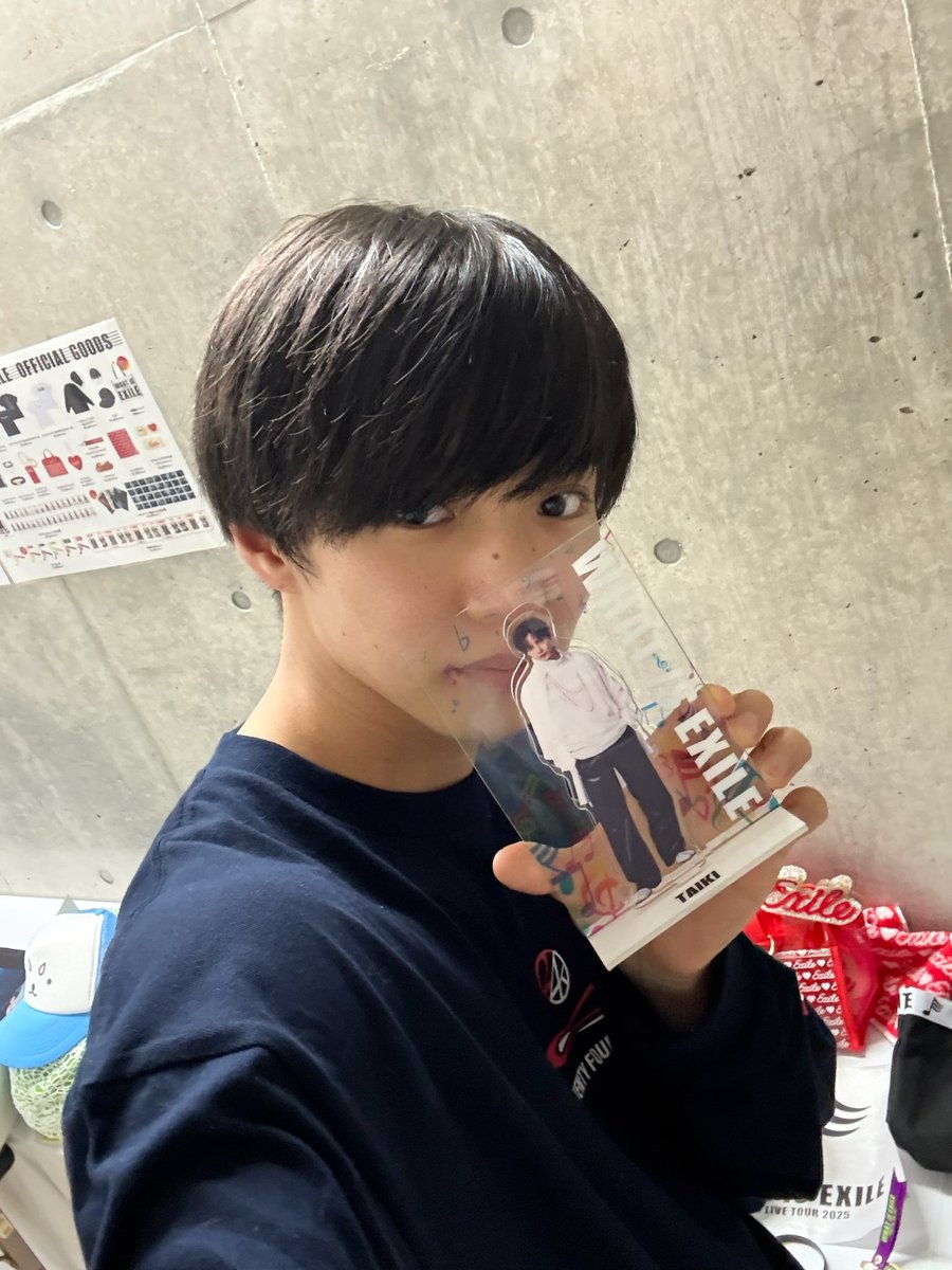 taiki__official's tweet photo. #WHATISEXILE静岡 Day-1
盛り上がっていきましょう❤️‍🔥

今日は、今日だけのライブに。

魂込めて踊ります！
グッズも可愛いぜぃ！

@exilelive_acc https://t.co/SXz1diXKmf