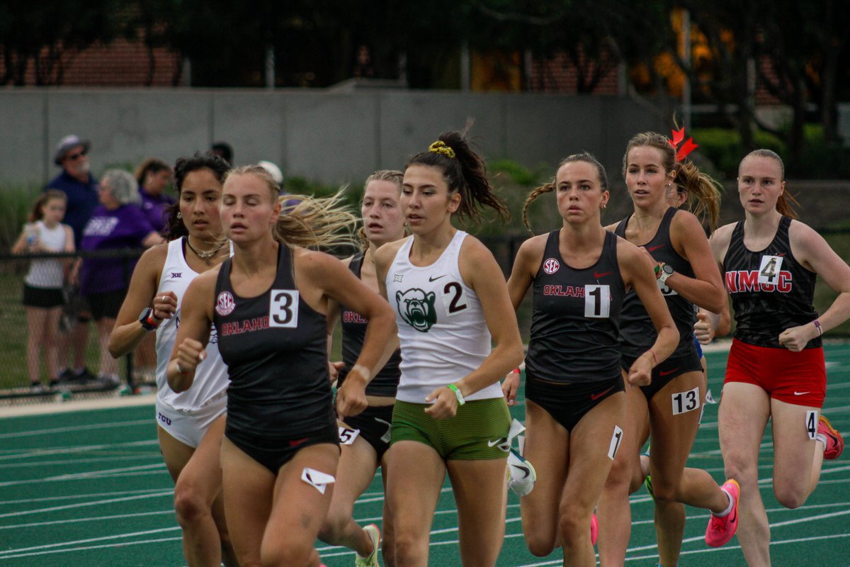 BaylorTrack's tweet photo. Shoutout to the distance Bears! 

Jackie Addy grabs a 3rd place finish in the 1500 at 4:32.89, while Aiden Ramshaw (4th, 3:53.06) and Jack Sterrett (8th, 3:55.41) both finish in the top-10 in the 1500 with new PRs! 

#SicEm 🐻 https://t.co/DcbdYyIJAU