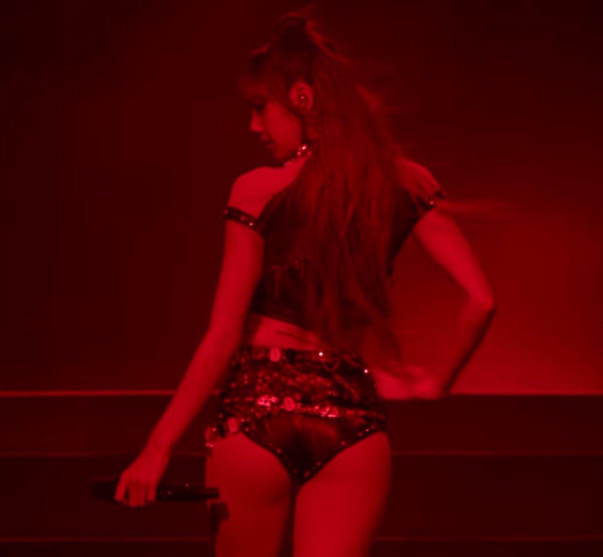 LISANATIONS_'s tweet photo. Our ELASTIGIRL 🩸

ROCKSTAR LISA COACHELLA 
#LISACHELLA #Coachella2025 https://t.co/q6it2vkAgN