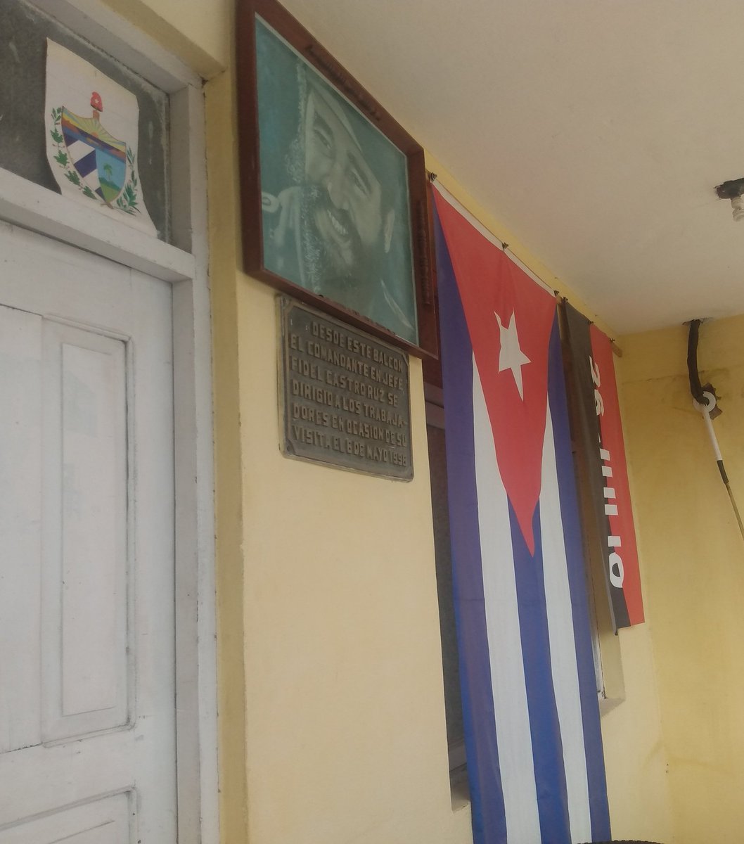 MagalisAcuna's tweet photo. El 18 de abril Día internacional de los Monumentos y Sitios Histórico. Muchas Felicidades a todos los profesionales, investigadores, a todos los amantes y defensores del patrimonio cultural. 
 #CubaEsCultura #Azucareros  #HolguínSí  #HonorHolguinero  #UrbanoNorisXLaVictoria https://t.co/1S5KJaleHv