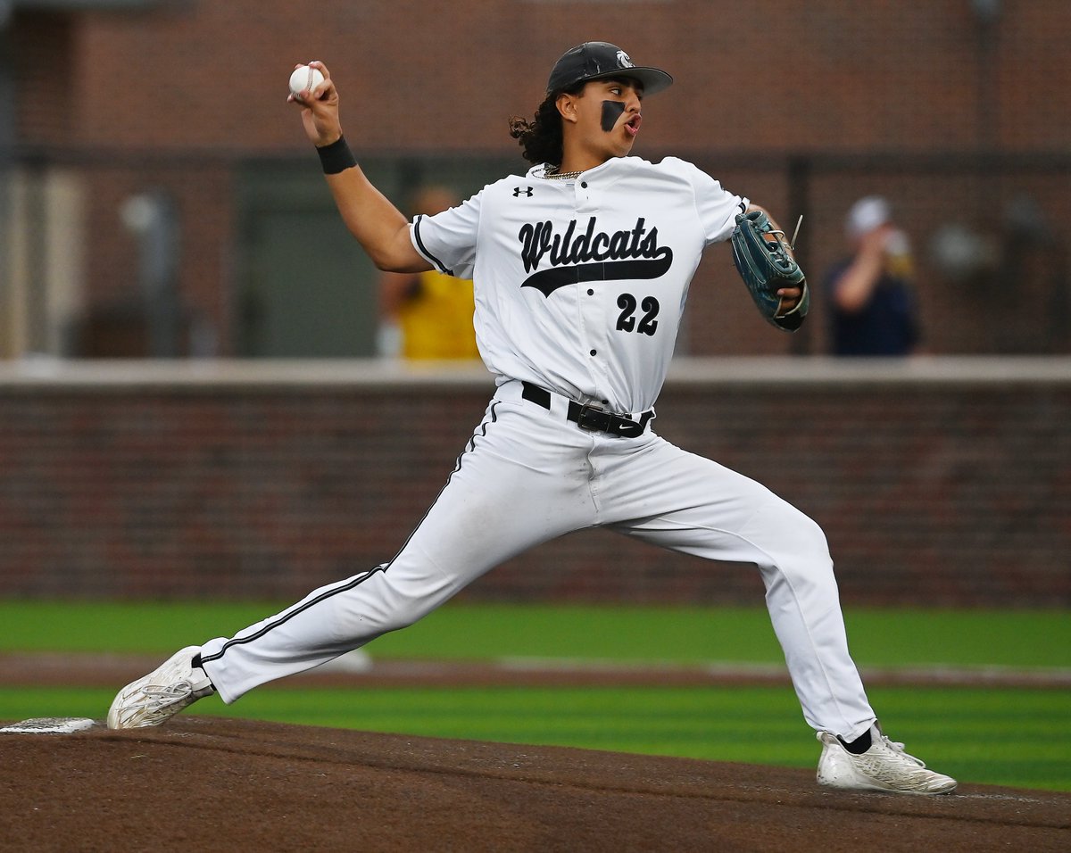 sports_drc's tweet photo. Guyer’s Vince Long and Asher Martinez returned from injury Friday and made an instant impact during a 5-0 win over Lewisville.

Long was strong on the mound and Martinez homered twice as Guyer improved to 7-1 in its last eight District 5-6A games.

Story: https://t.co/AazY6HHyjh https://t.co/xWvVjhmipn