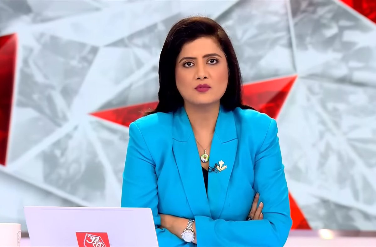 TARUNMI24's tweet photo. #Friday
Blue Magic ✨ 🩵🩵😊
#blueoutfit 🩵🩵🤘 #blueoutfitday #thursdaylook #anchorlifestyle #angel #smilelooks #smiley #work #lookoftheday #looks #lunchbreak #9bajgaye @nehabatham03 Didi 🙏 😊 🧿 🙏🩵🩵🧿 https://t.co/GWku5ofmud