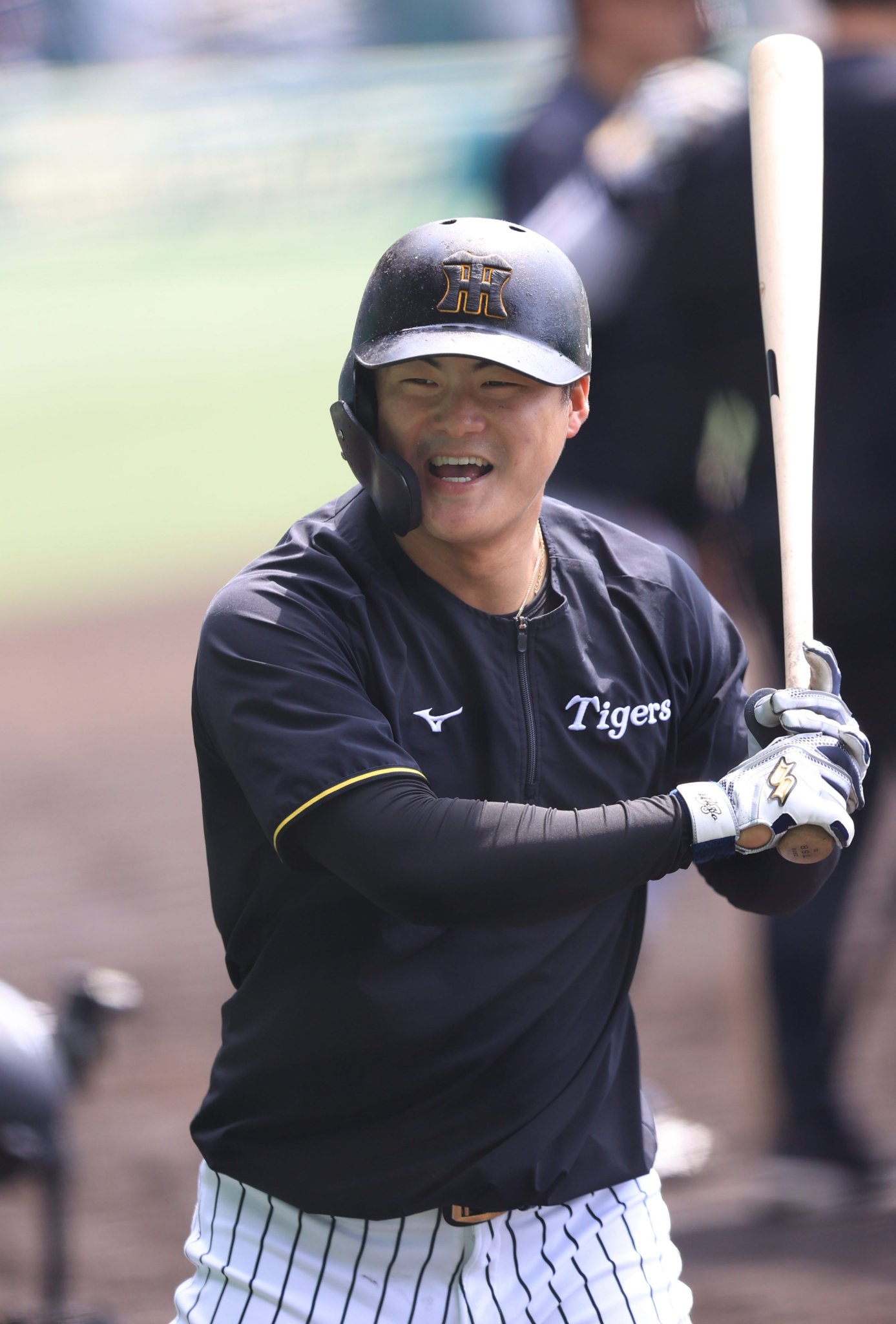全国どこでも送料無料！ スポニチTIGERSフォト  X: on 時計