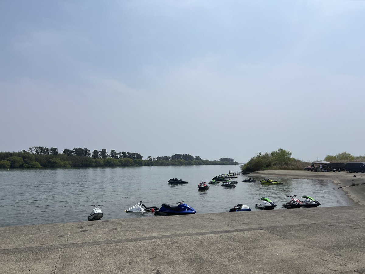 okady20's tweet photo. 長良川！
今日は、耐久レース練習！

#ジェット #jet #jetski #800sxr #kawasaki #pwc_clinic #長良川 #CJFS #サウザンドカップ https://t.co/ObV3nx9ZDA
