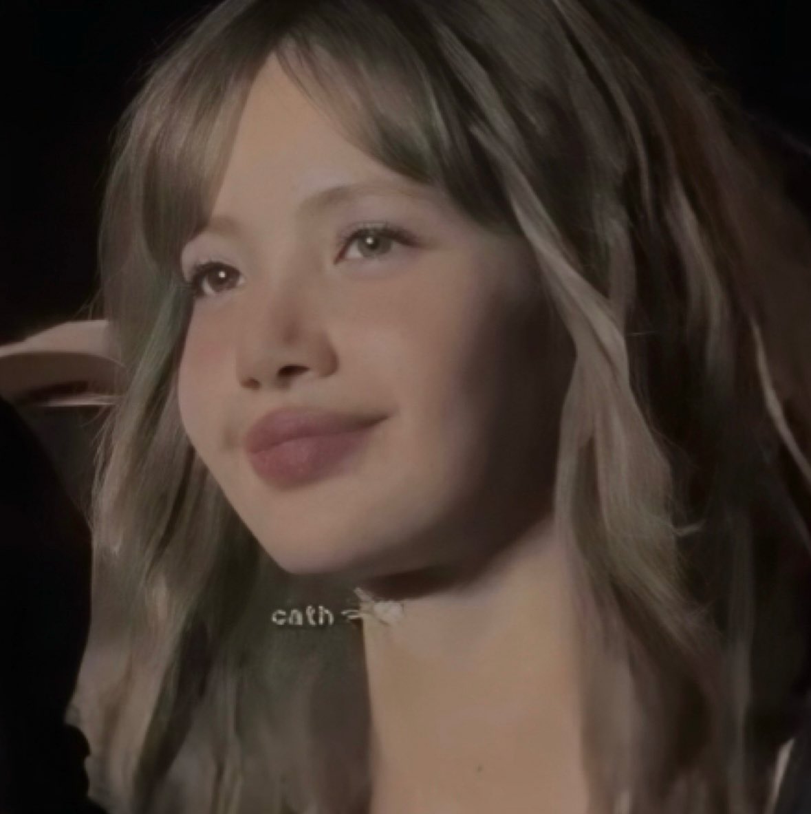 ‘LISA’S SET’                                    ‘JENNIE’S SET’