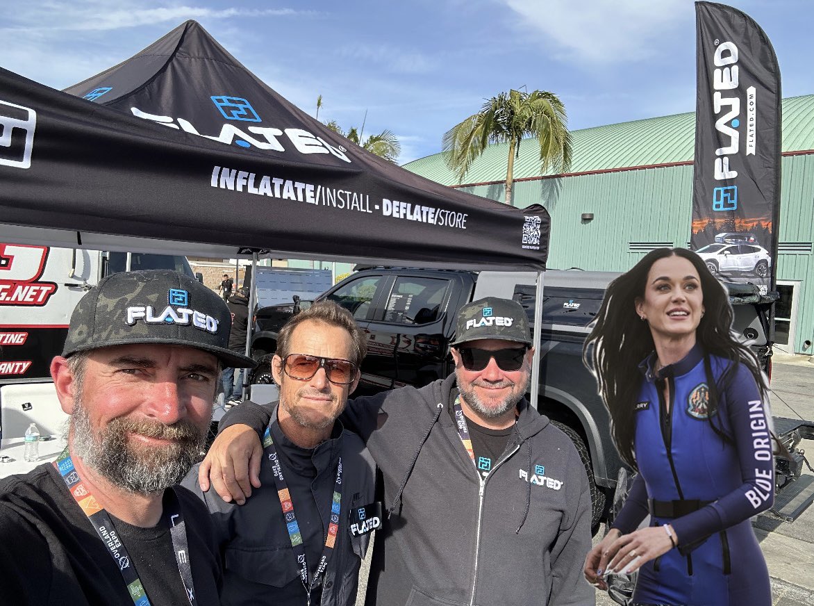 Ryan_Guay_'s tweet photo. Overland expo with @flated and @katyperry https://t.co/63l5jcvyBH