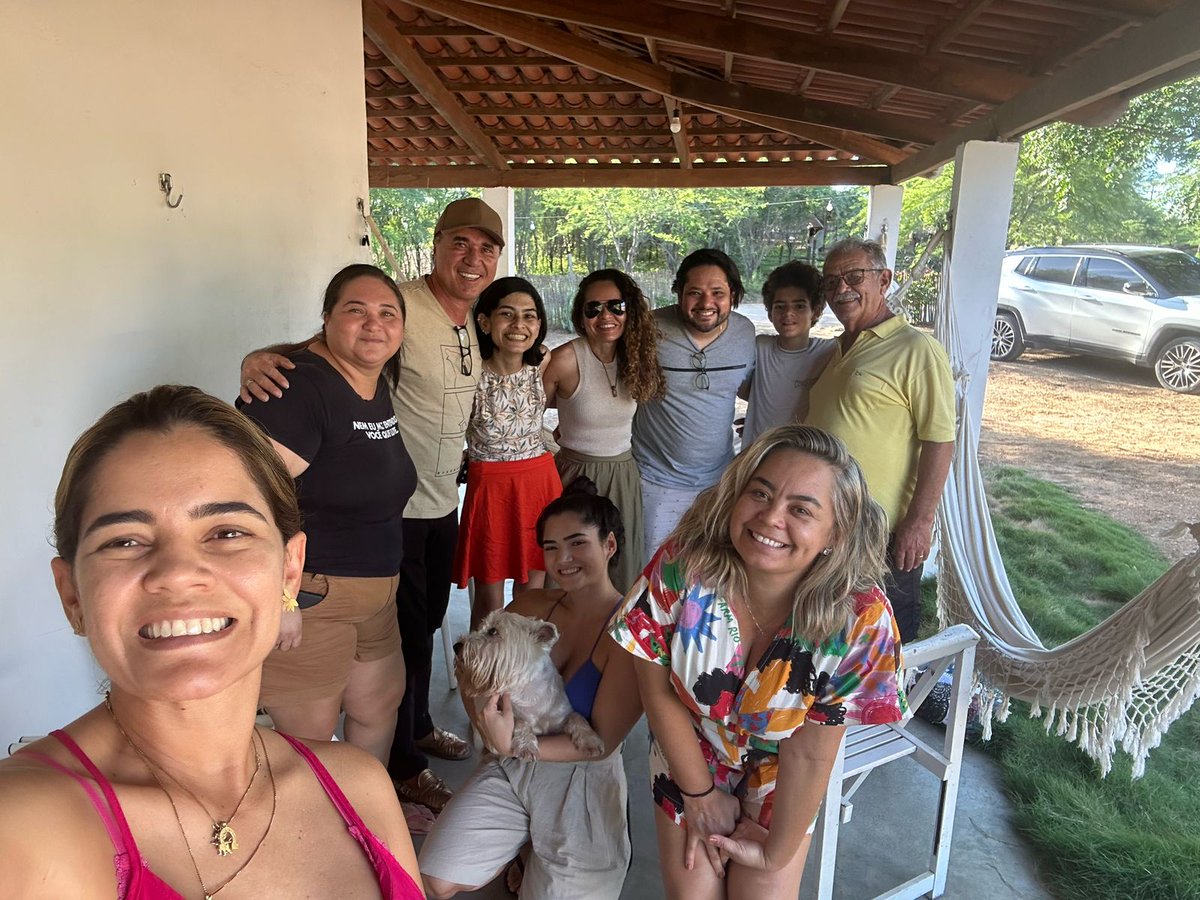 pathyxavier's tweet photo. De uma tarde agradável🌟✨️🍀🤍 https://t.co/CAP1SmmpMA