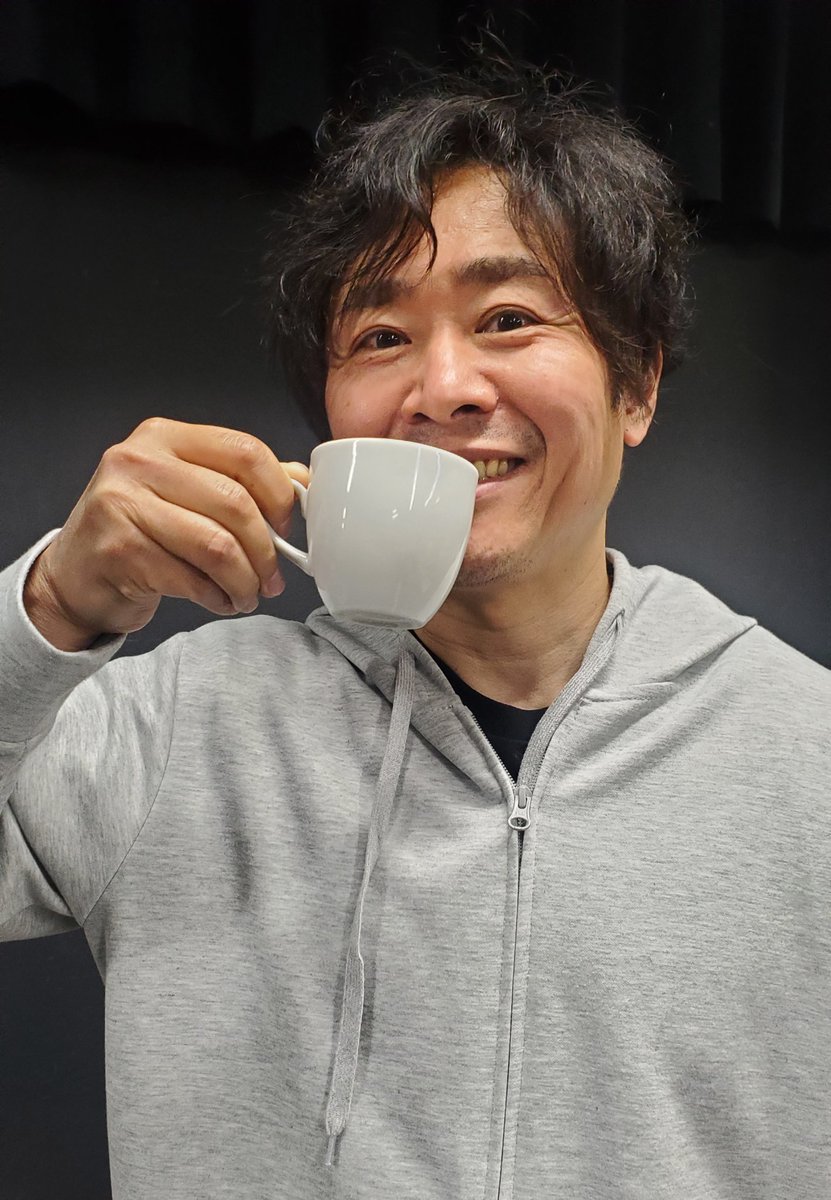 こんばんは。 遂に半袖Tシャツ1枚で歩いていても二度見されない季節に