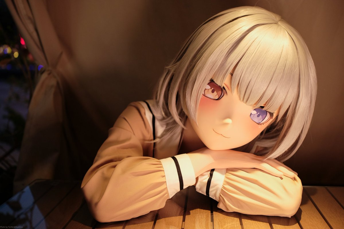 polutiontea's tweet image. 【要乐奈的抹茶时光】
暖黄灯下，她温柔地将一勺清香递向你，淡淡茶苦与甘甜在舌尖交织✨🍵（图4为剧中场景复刻😆）
感谢：@Nyatisss的摄影&amp;amp;后勤😽
#着ぐるみ #kigurumi #mygo #要乐奈 #抹茶芭菲