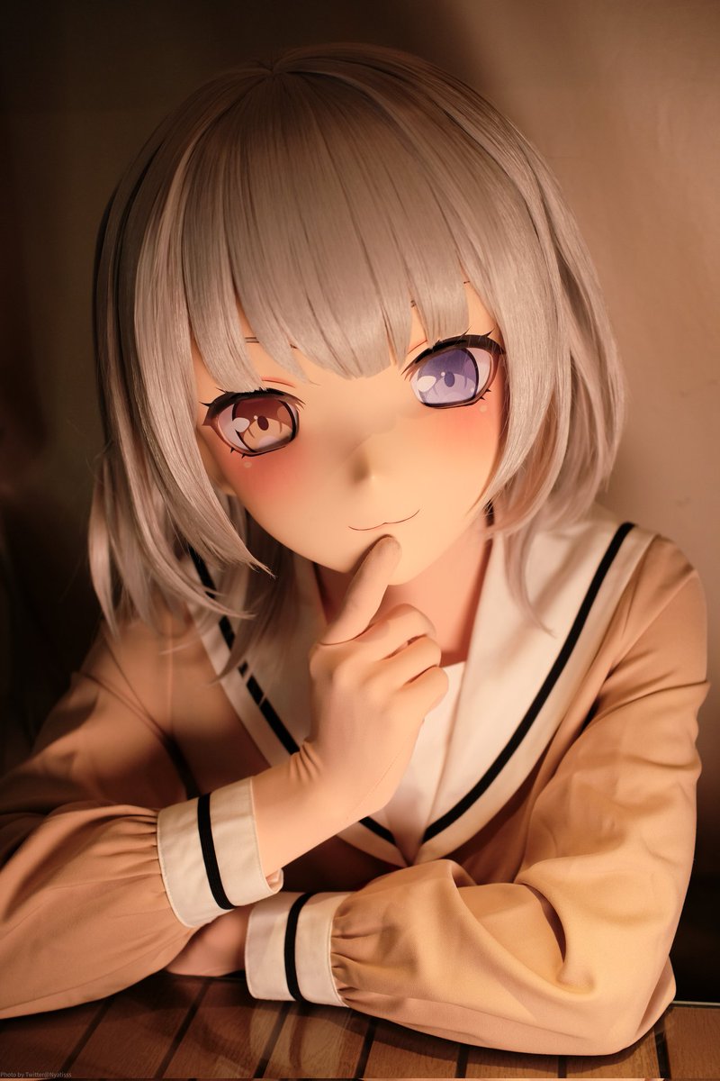 polutiontea's tweet image. 【要乐奈的抹茶时光】
暖黄灯下，她温柔地将一勺清香递向你，淡淡茶苦与甘甜在舌尖交织✨🍵（图4为剧中场景复刻😆）
感谢：@Nyatisss的摄影&amp;amp;后勤😽
#着ぐるみ #kigurumi #mygo #要乐奈 #抹茶芭菲