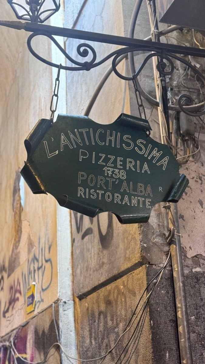23lvo's tweet photo. Napoli https://t.co/k9HMcQHMjY