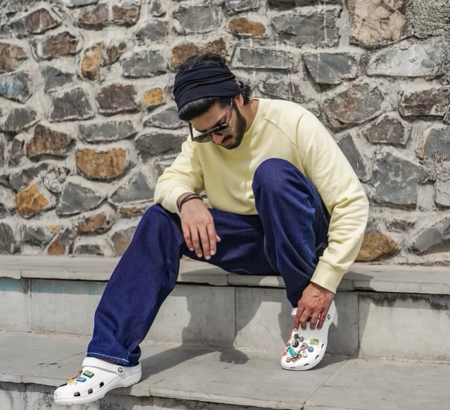 MessiP1234's tweet photo. The Brand #DulquerSalmaan next Malayalam film shoot start on next week at #Thiruvananthapuram - #Iamgame 

followed by #SoubinShahir Movie, #KV &amp; #Sameertahir Movies.

#Kaantha getting release on June 2025
#AOT Final schedule pending https://t.co/BnmM0dH6PB