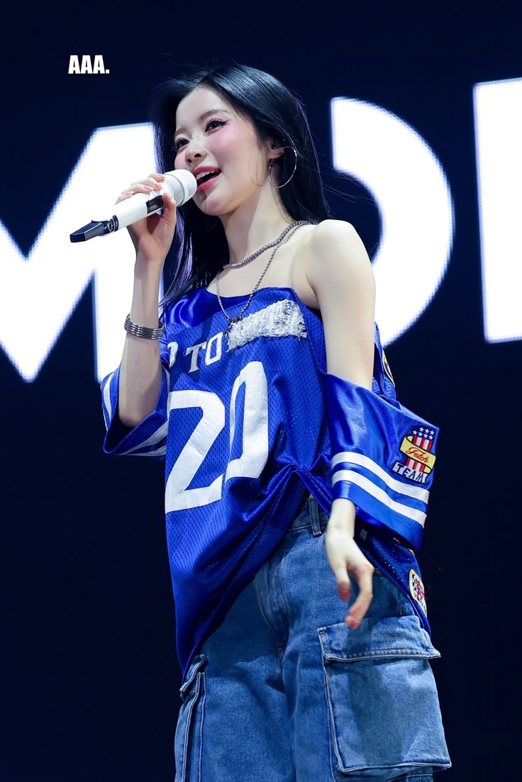 <a href="/phawrita/">❤︎</a> <a href="/BestBaemonRPs/">🍀ℬlessing ℋarvest,</a> Arsyi terkekeh mendengar perkataan partnernya tersebut “Bener banget guys apa kata kak Aca! Jangan sampai ketinggalan setiap sesi eventnya karena bakalan ada hadiah menarik buat temen-temen nantinya. Dan juga jangan lupa untuk mengisi kolom absensi ya!”