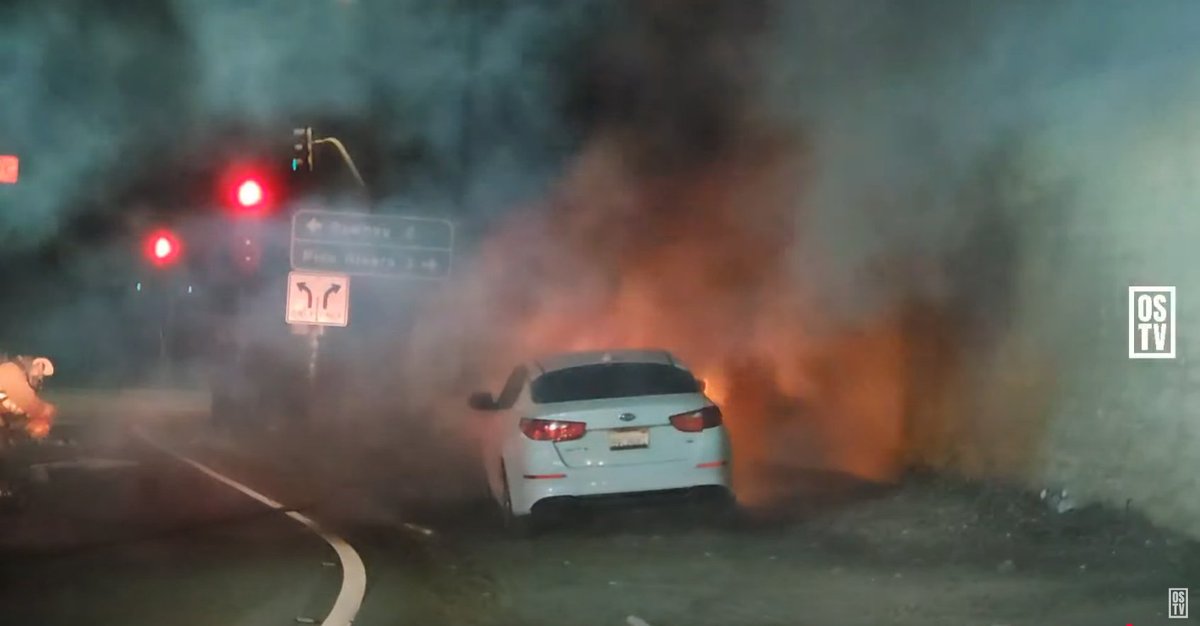 Fast News Network (@fastnewsnet) on Twitter photo #BREAKING <a href="/Scott_OSTV/">Chasing Reality OSTV</a> is live at a car fire on the side of the road in Los Angles, California <a href="/onscenetv/">ONSCENE.TV</a> #BREAKING <a href="/Scott_OSTV/">Chasing Reality OSTV</a> is live at a car fire on the side of the road in Los Angles, California <a href="/onscenetv/">ONSCENE.TV</a>
