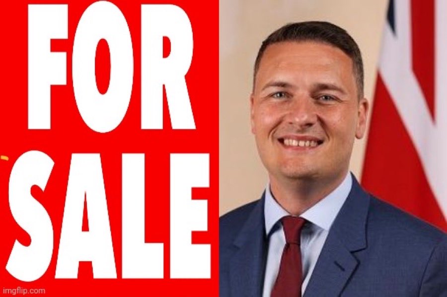 Hoarder55's tweet photo. @MickSterl_1 #WesStreeting #LovesMoney #Bungs #Bribes #NHSPrivatisation 
#NobodyVotedForThis

#NHS 

£££££££££££ to #PrivateHealthCareCompanies https://t.co/ngk0nYrKtY