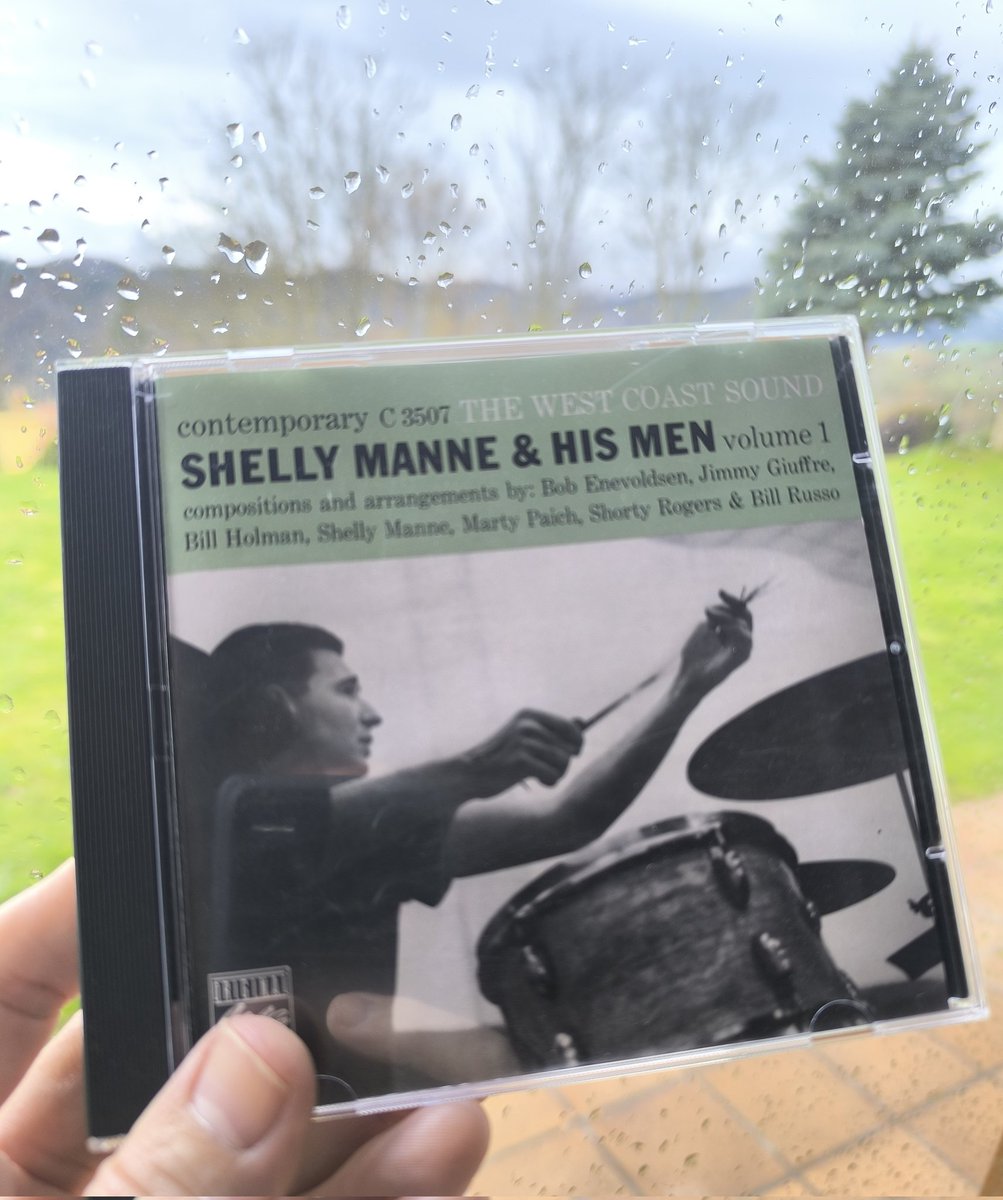 elsotaescala's tweet photo. MUNTANYA, ๐ง๏ธ i EXCELยทLENT #WestCoast #Jazz. El BATERIA #ShellyManne & #HisMen en 3 SESSIONS totes BRILLANTS: 1953 amb els SAXOS #ArtPepper/ALT #BobCooper/TENOR #JimmyGiuffre/BARรTON + #BobEnevoldsen/TROMBร. 1953 amb #BudShank x Pepper. I 1955 amb #BillHolman... Temps IRREPETIBLES https://t.co/z1CxMash2y