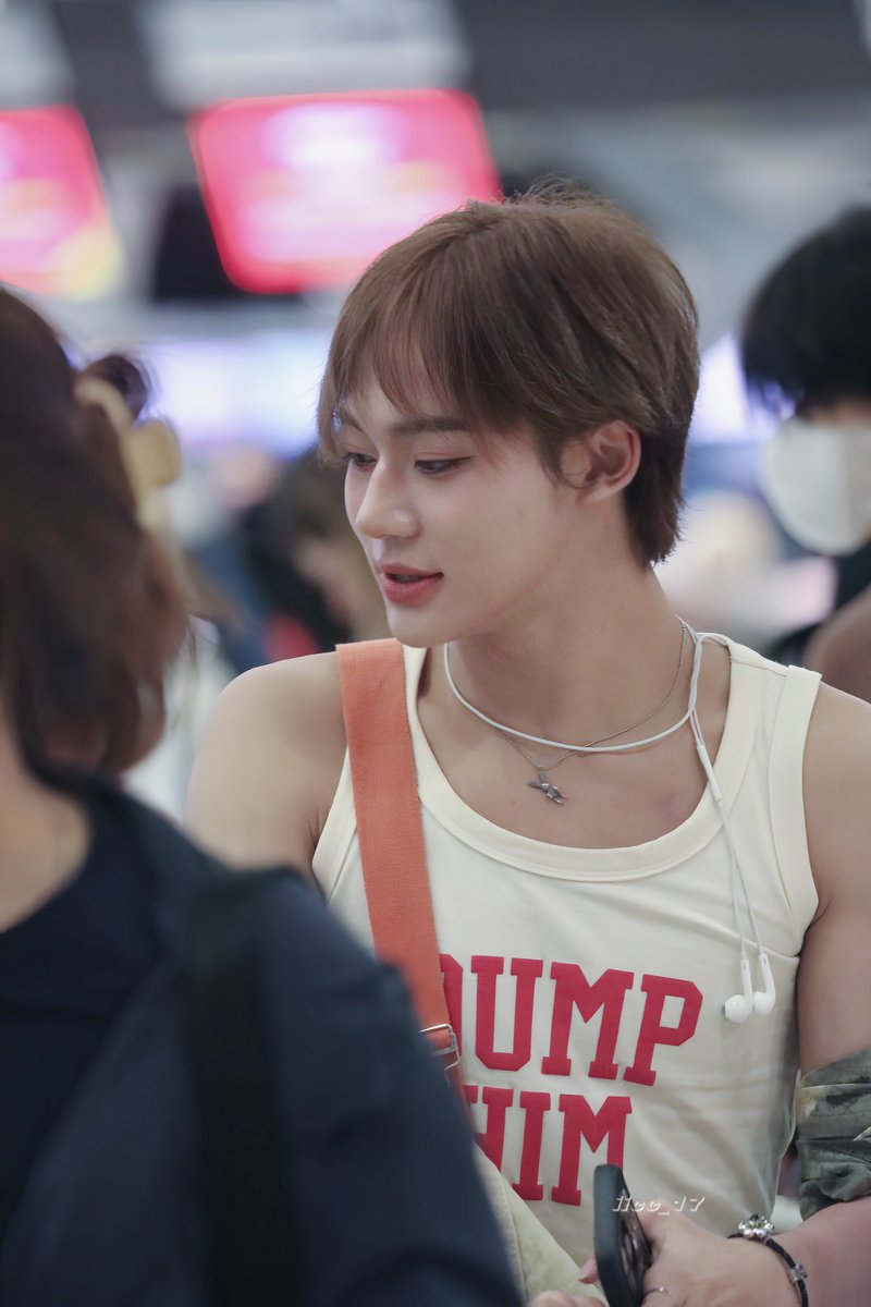 iicc_17🐱 tweet media