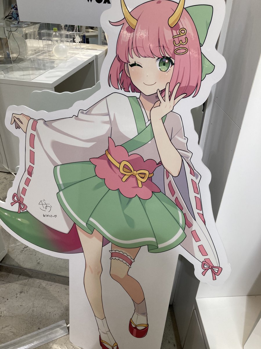 めめ村POPUP 15:30入場だったので少なかったですけど めちゃめちゃ