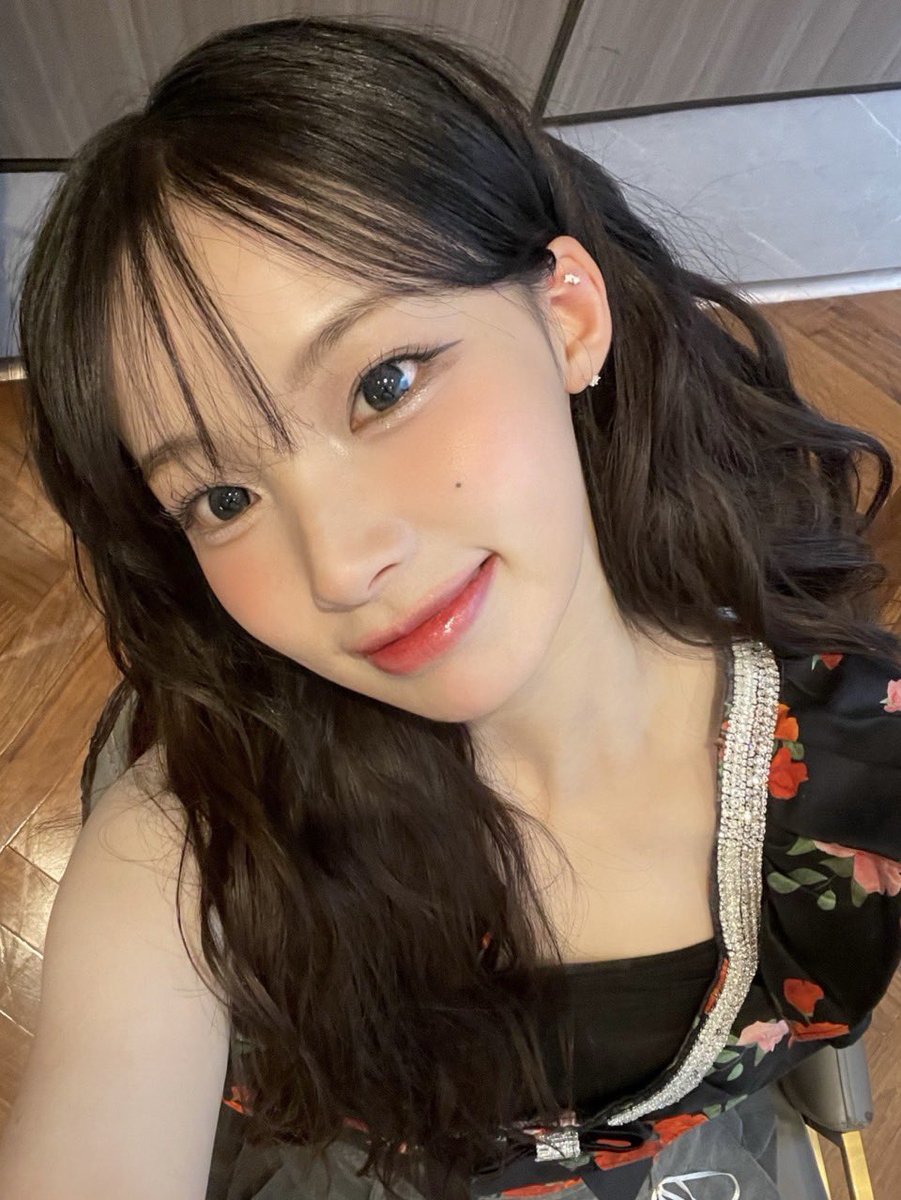 RESCENE_twt's tweet photo. 💚원이💚

我爱你们 下次见❤️

#WONI #원이 #ウォニ
#RESCENE #리센느 #リセンヌ https://t.co/yACYP023ka