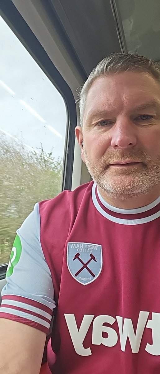 Game day.... early train.... let's see  what today brings... COYI....⚒️⚒️