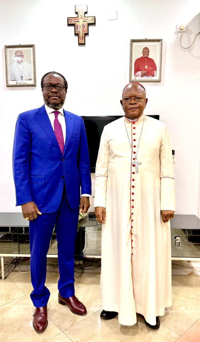 AdamsTabala's tweet photo. #Rdc🚨 PENSEZ DU JOUR
La paix ne s’achète pas au risque de devenir un état client.
#RefondationRdc
Pacte social ou rien !
@DSESANGA -CENCO-ECC
@OMELONGA_LENS1 @CitoyenProsperK @ElieBosa https://t.co/6A4XznzMzg