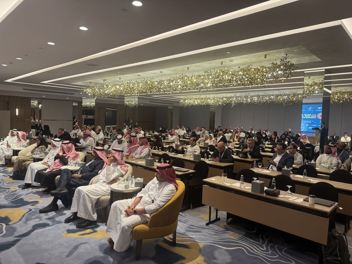 SSPainMedicine's tweet image. حضور كبير ورائع في اليوم الثاني للمؤتمر الرابع عشر للجمعية السعودية لطب الألم 

#kauweb
#fom_med_kau 
#kauhospita
#Nursing 
#pain  
#صحة
#جامعة_الملك_عبدالعزيز