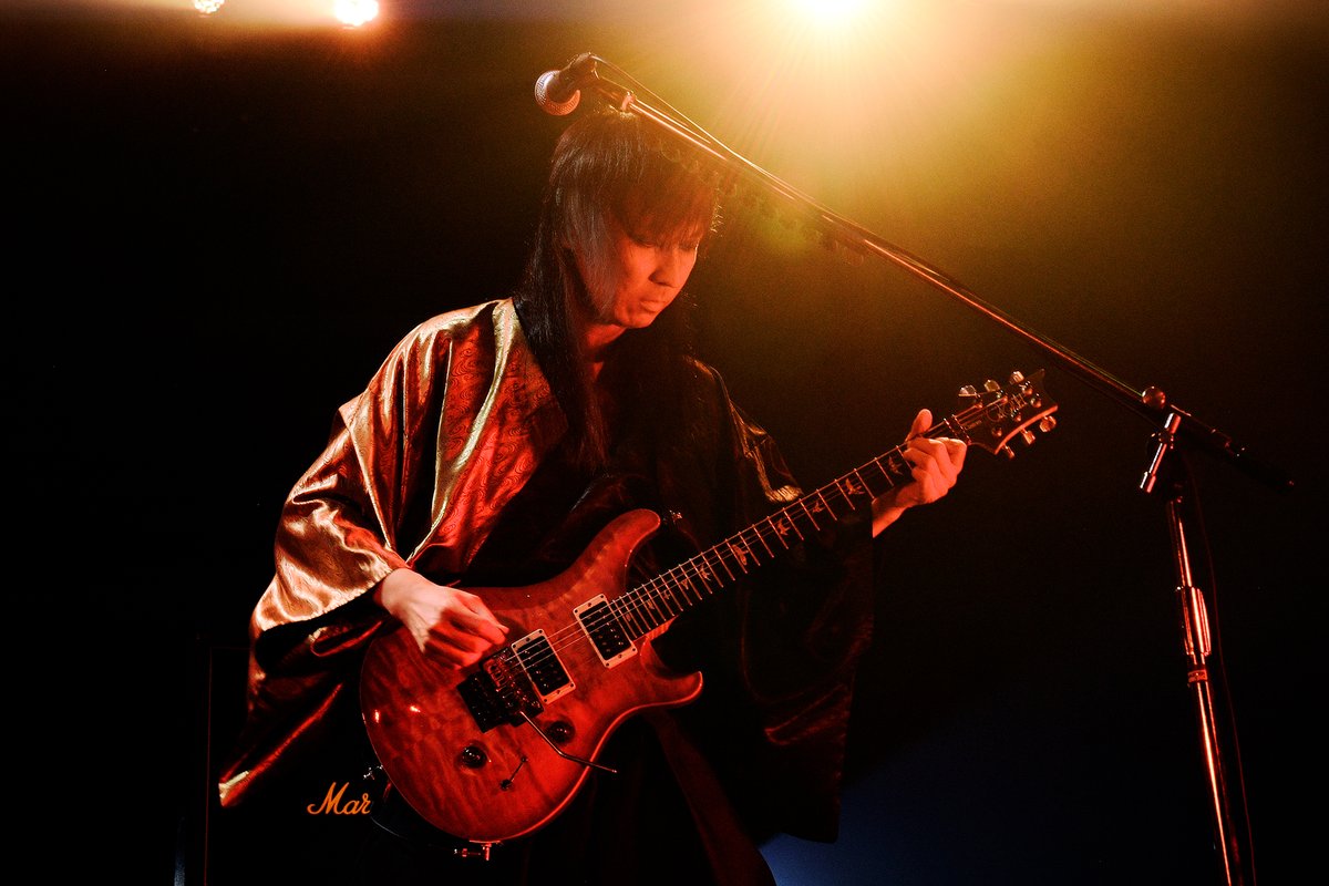 omz_official's tweet photo. 本日は陰陽座のギタリスト 狩姦の誕生日です。 #陰陽座 #狩姦 #karukan #選手 https://t.co/xr9tFqmqCe
