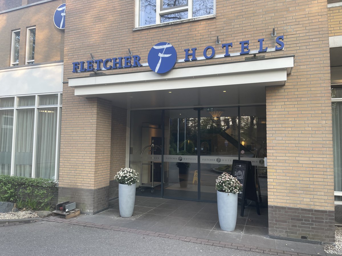 FletcherFootbal's tweet photo. Thank you Pro Sports Academy @psa_pro and Aldershot Town @AcademyATFC for the stay in our hotels in Berg en Dal and #Doorwerth
We wich all teams good luck with the #tournaments!
#bergendal #valmonte #paastoernooi #eastertournament #AldershotTown #EasterOpen #ProSportAcademy https://t.co/lFjAlYY2aK
