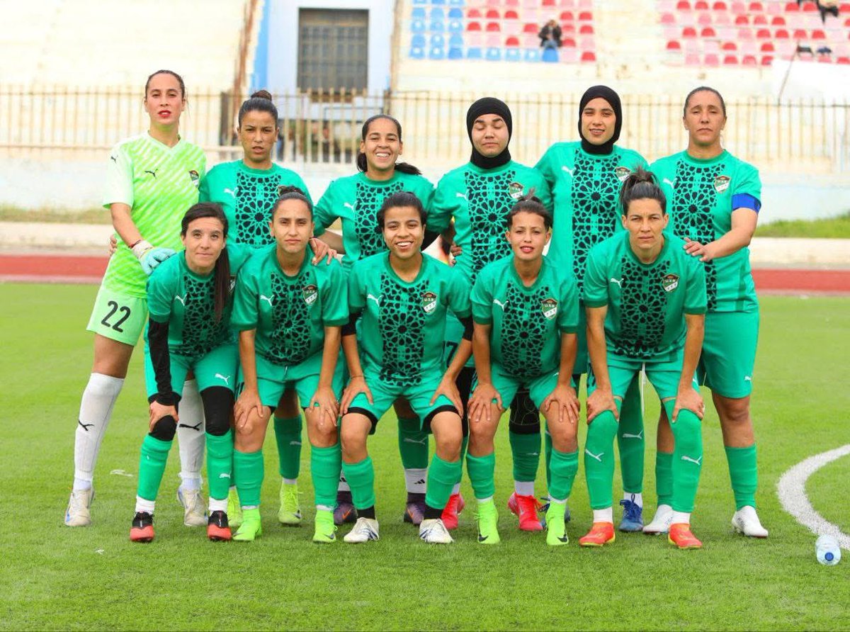 Lesvertes_dz's tweet photo. CF Akbou ⚔️ US Biskra
#CFAvsUSB @lnffdz https://t.co/o8aDvrnCvW