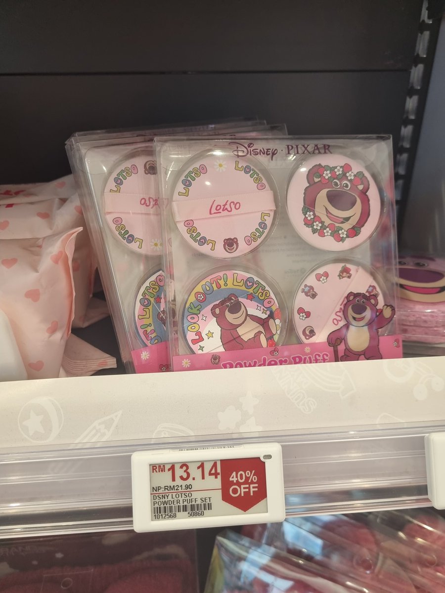 BmbmSelects's tweet image. #บอมบอมรับหิ้ว
เจอของน่าสนใจใน watsons เป็นที่แปะสิวลายน่ารักๆ กับของจุ้กจิ้กหมี Lotso ค่ะ ! ใครสนใจรับหิ้วน้าา
เรต *8 ทุกรายการค่ะ ค่าส่งคิดตอนรวมยอด
#รับหิ้วมาเลเซีย #รับหิ้ว #แผ่นแปะสิว