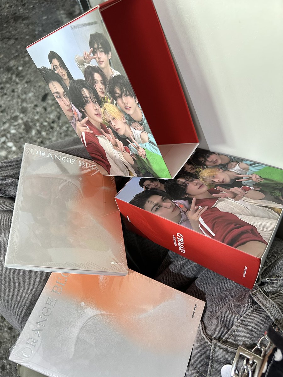 ใช้ดวงหมดแล้วปะกับเฟ่นี้ ได้ lucky draw ชื่อติดกัน 2 ใบ ได้บั้ม 555555

#TheOceanSkyShadeOf_JAY