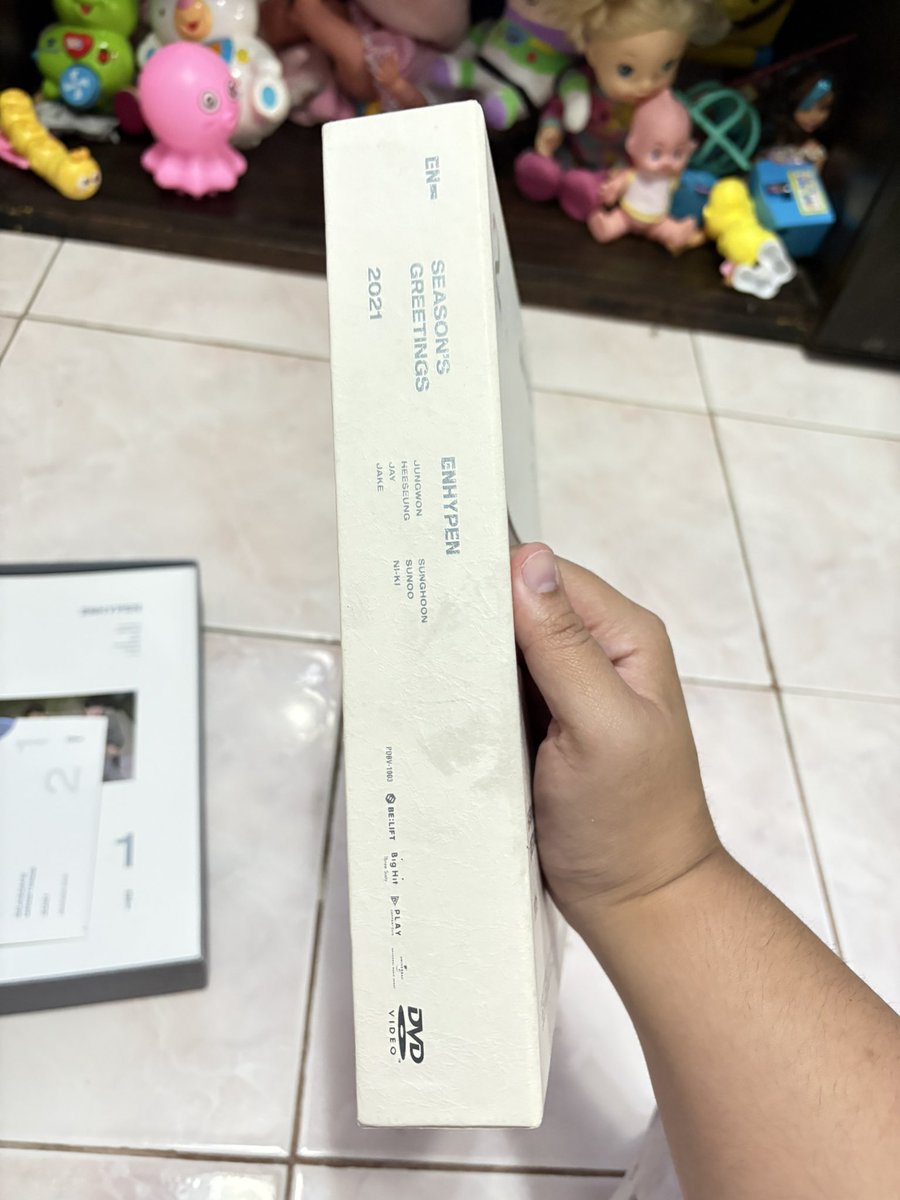 KimTaeJem's tweet photo. WTS/LFB:

Enhypen Season’s Greetings 2021

💸 250

NO PHOTOCARDS 

📍Baguio 
🚚 JNT
💳 GCASH https://t.co/OaAGXiEln5