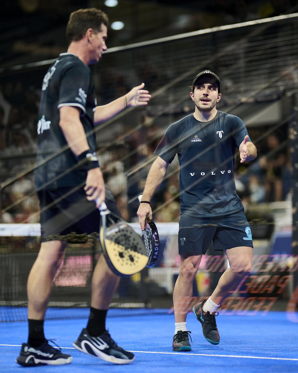 paquito_navarro's tweet photo. La mala noticia (para nosotros): caímos ante Chingo/Galán que están en un nivel supremo 👏🏻👏🏻

La buena noticia: volvimos a unas Semifinales, fuimos competitivos, y aún queda margen de mejora 🙌🏻

Seguimos equipo!!! Queremos más 💪🏻❤️‍🩹💥 @lbergaminii https://t.co/RLN9pYhmZ2