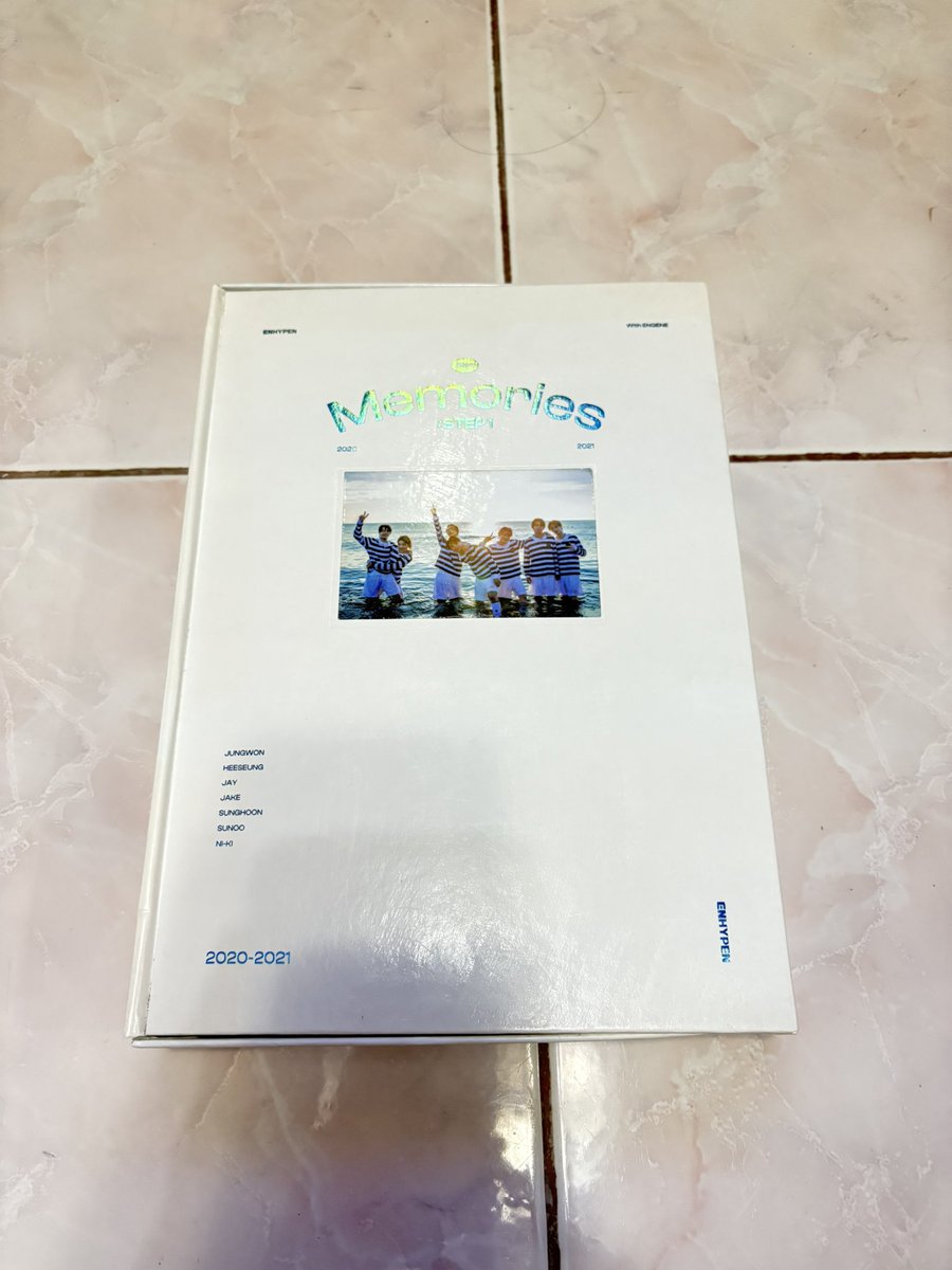 KimTaeJem's tweet photo. WTS/LFB:

Enhypen Memories  2020-2021

💸 400

NO PHOTOCARDS. Negotiable

📍Baguio 
🚚 JNT
💳 GCASH https://t.co/PBfP8gMBa7