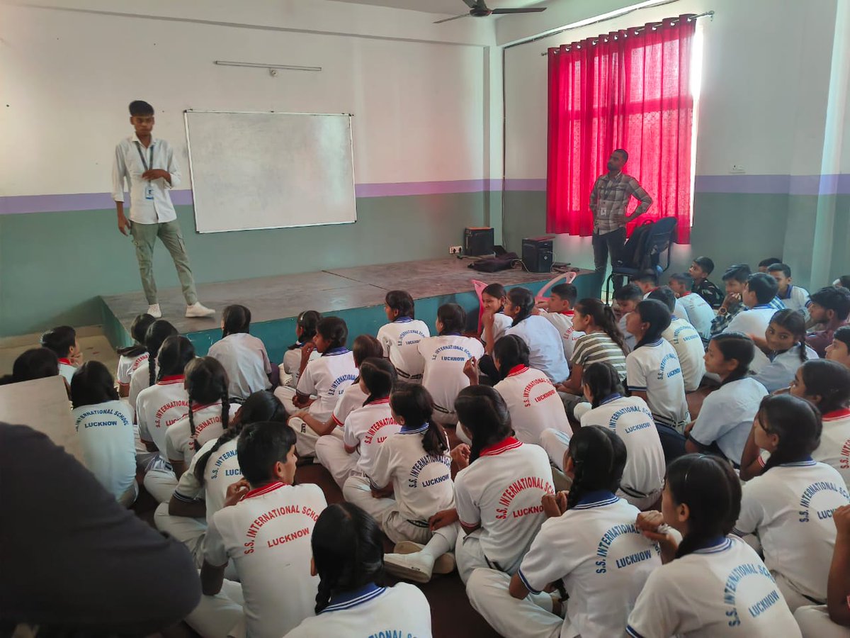 AnkitRai73's tweet image. The Cyberawareness class at SS International School in Lucknow was successfully organized today, thanks to the efforts of the dedicated Codevirus security team members - Shivam, Ashirwad, and Deepanshu.

#codevirussecurity #digitalyodha #cybersecurity #cyberawareness #cybercrime