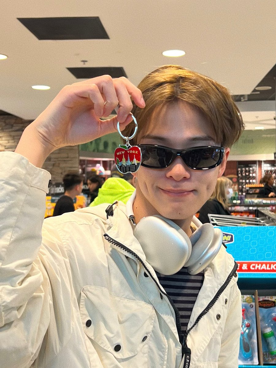 CryptoBeast 🥶 tweet media