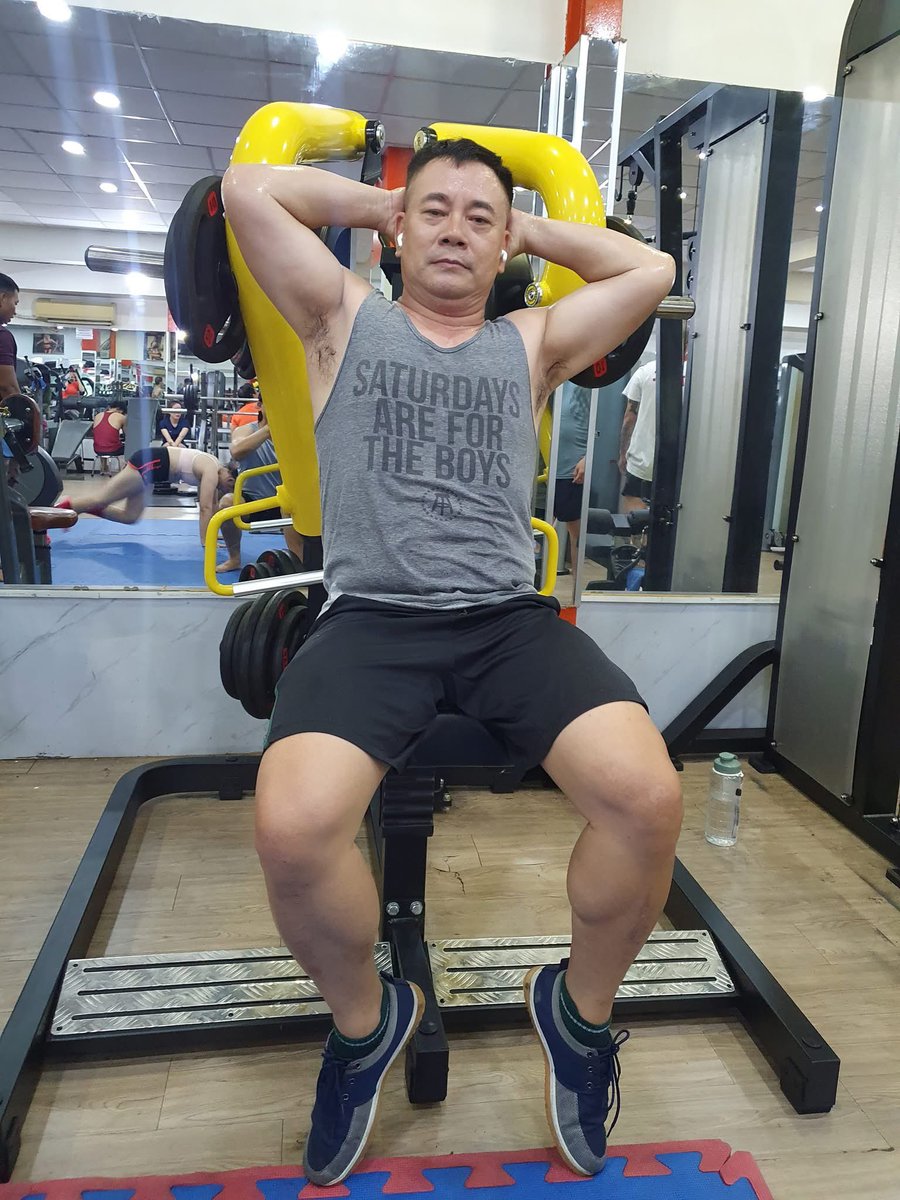 Trung Niên + tweet media