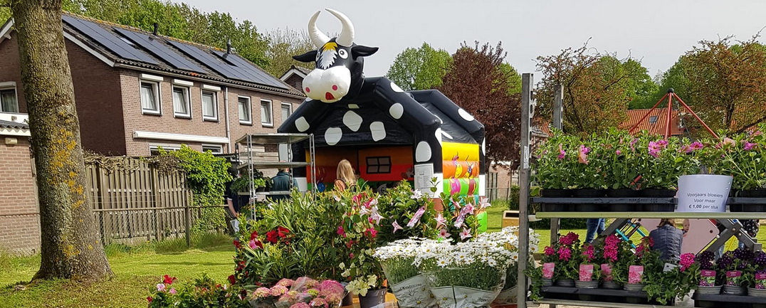 Op zaterdag 3 mei organiseert de Buurt en Speeltuinvereniging  Aarlanderveen voor de negende keer een schaapscheerder feest met een  kleine braderie in de speeltuin.

nieuwkoper.nl/schaapscheerde…