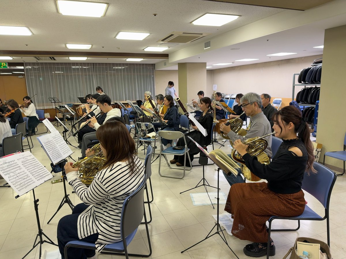 neyaoke's tweet photo. あっという間に4月。
今年初めての投稿です💦
コツコツと9月21日の定期演奏会に向けての練習をしています。
2週間前は寝屋川市民会館の桜が満開でした🌸 https://t.co/W221zdDvoF