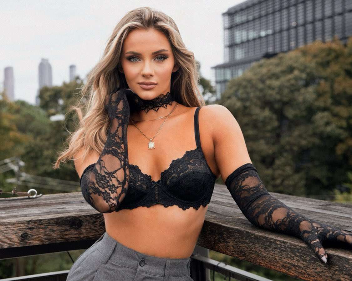 Fat Ass & Bad Attitude. ╱ Not @AnnaJay___ tweet media