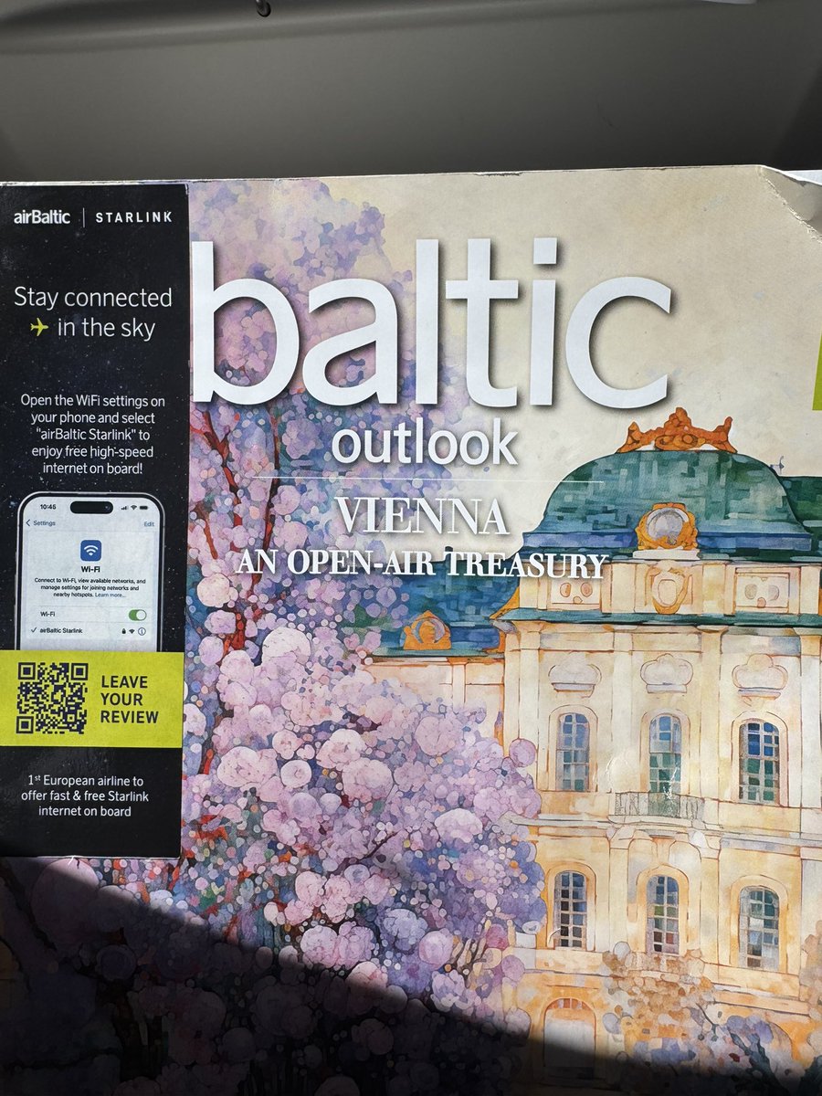 RamonaPETR's tweet image. AirBaltic tomēr ir kāda laba lieta un tas ir Starlink internets. Lidojot varu ne tikai sūtīt bildes no 10 km augstuma, bet arī Flightradar redzēt lidmašīnas atrašanās vietu. @airBaltic @Starlink