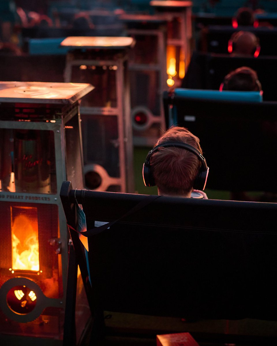 Snuggle up, buttercup! 

Check out all-new Fireside films at PECKAM &amp; STRATFORD this weekend 🔥