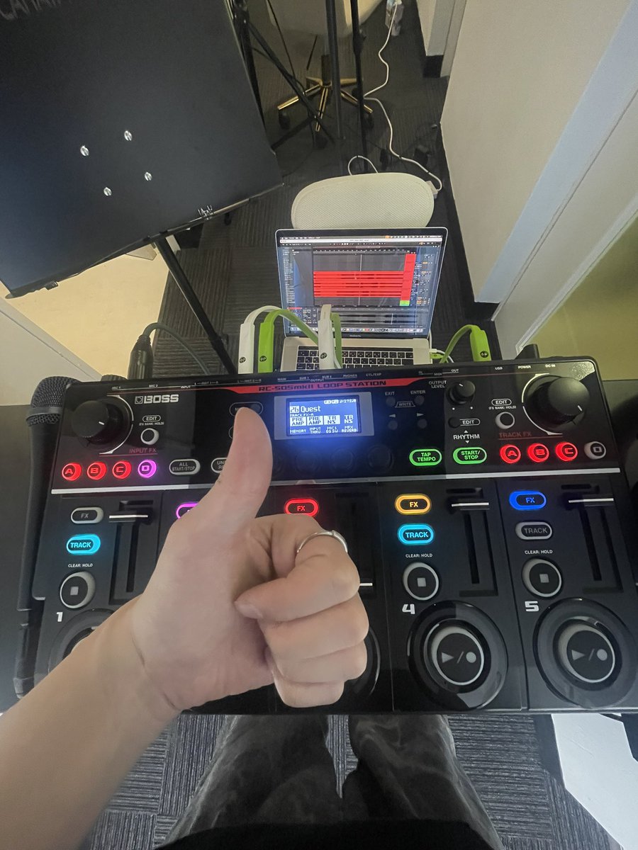 ru_x_x_sy's tweet image. GBB25、ループ部門通れませんでした。
悔しい!!もっと頑張らなきゃ!!!
俺はまだまだもっといけると思いました。
また自分を磨く旅に出てきます...!
いつか、またLoop部門リベンジします。
応援本当にありがとうございました!!
一旦、自分にお疲れ様と言い聞かせます😌